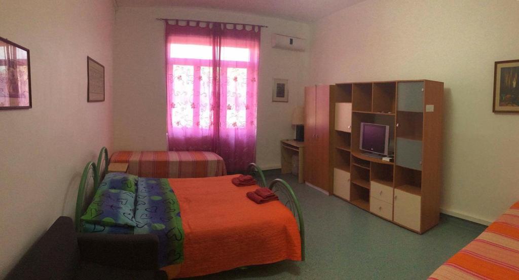 ナポリ Fragolina Bed & Breakfast エクステリア 写真